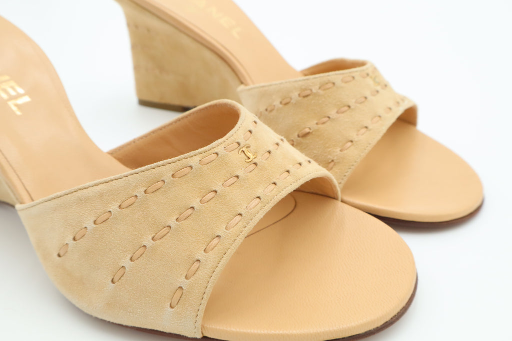 Vintage CHANEL Beige Suede CC Wedge Mules