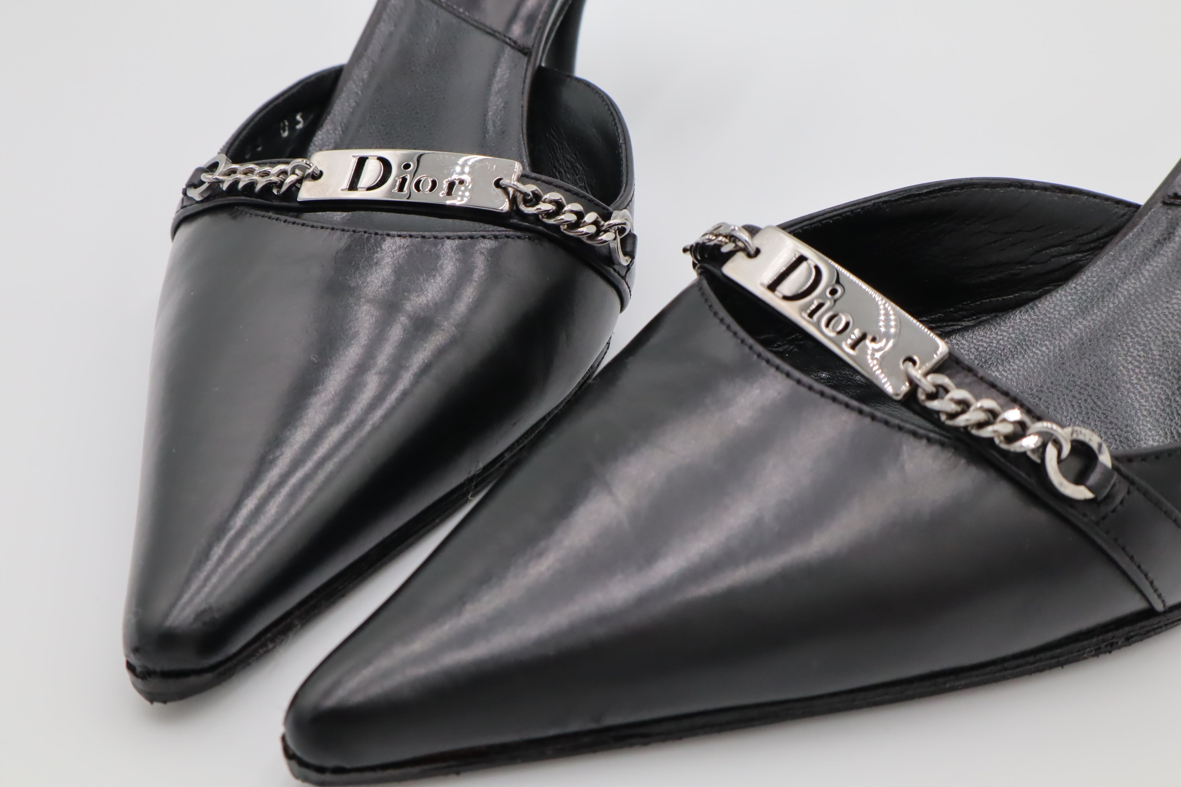 Dior Logo Chain Mules | 35