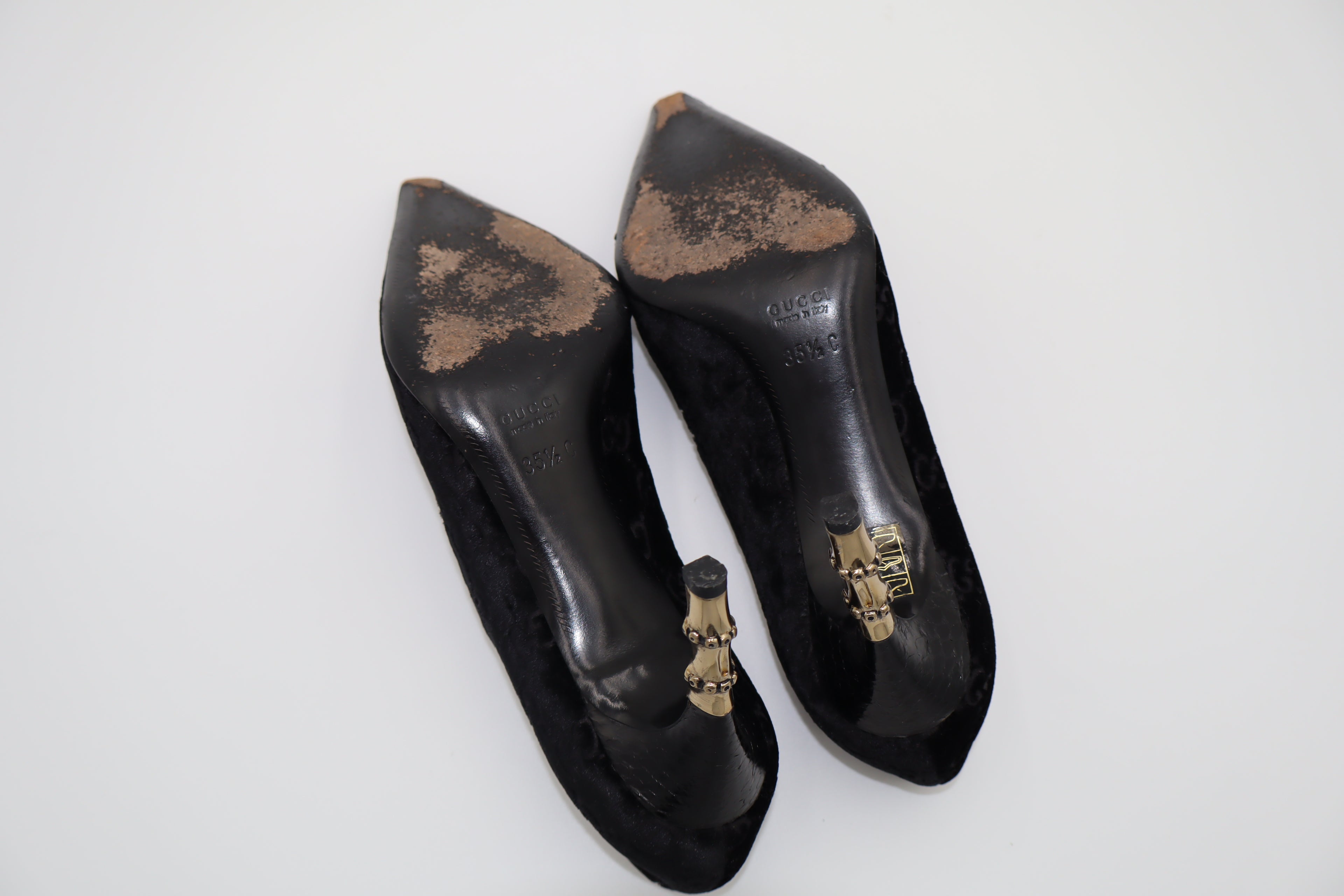 F/W 2004 Gucci GG velvet bamboo heel pumps by Tom Ford