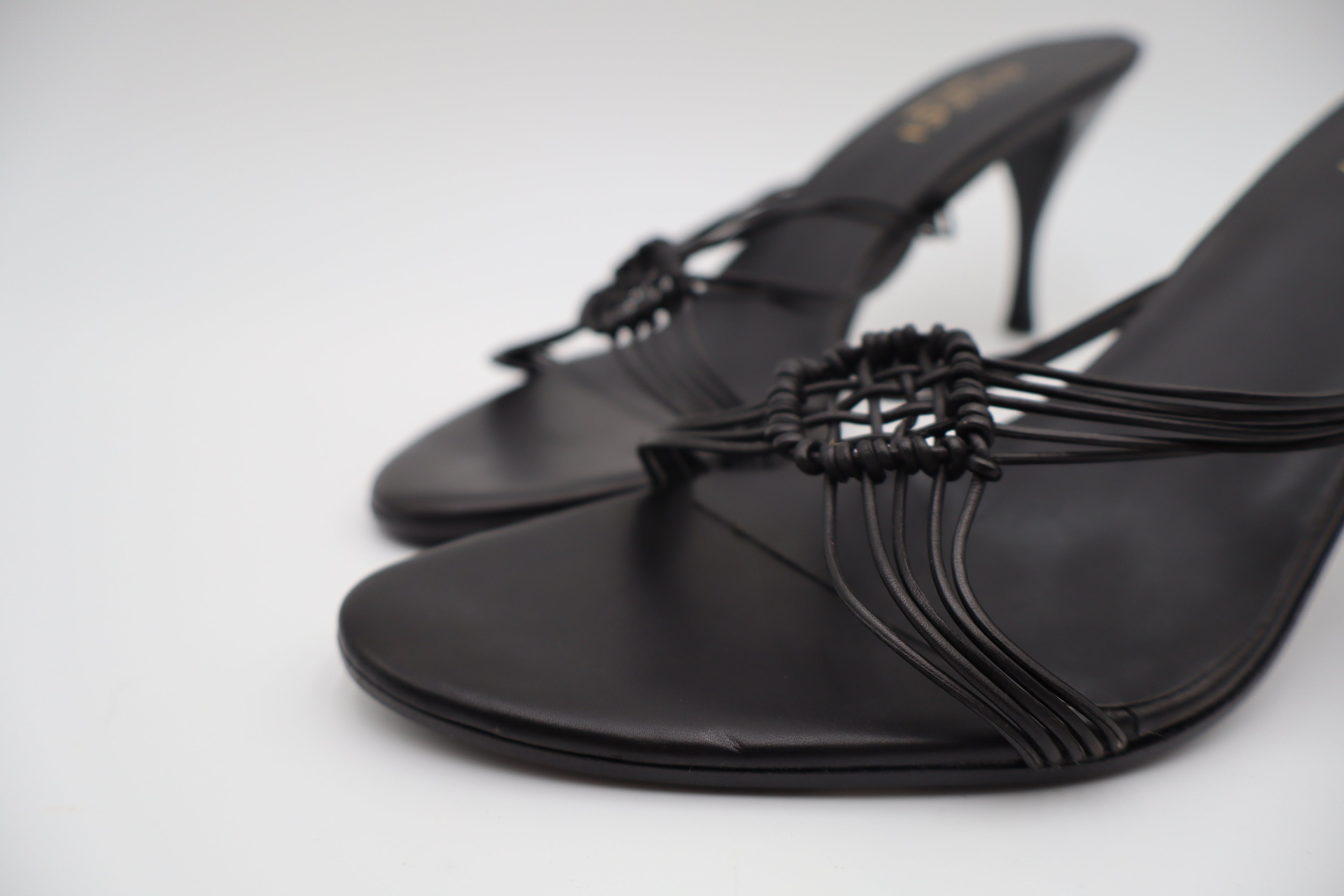 Gucci by Tom Ford Leather mules