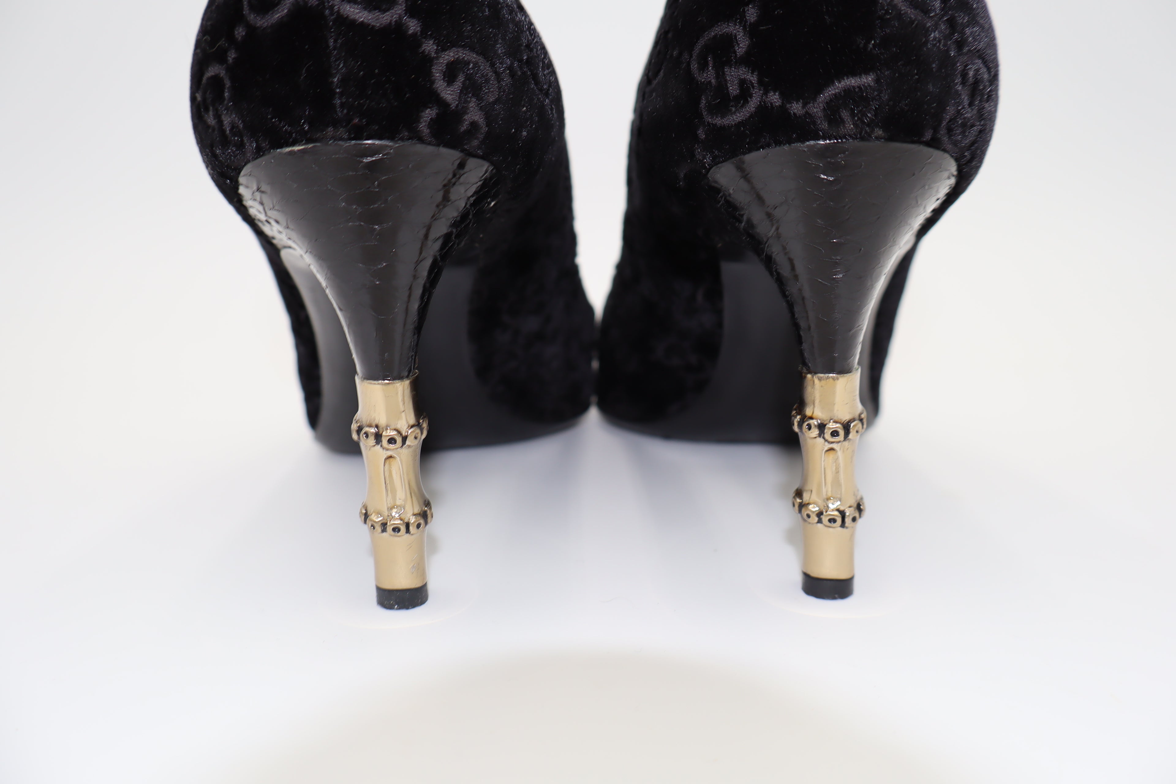 F/W 2004 Gucci GG velvet bamboo heel pumps by Tom Ford